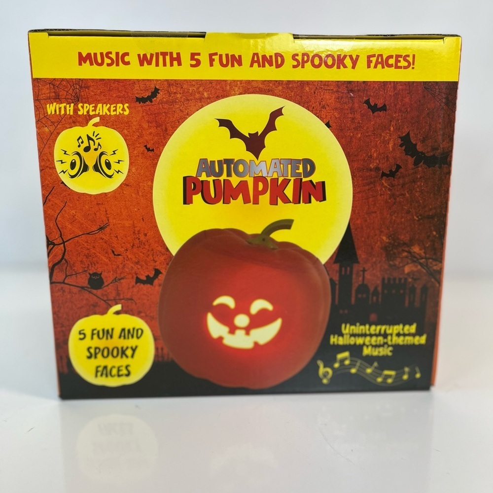 Animated Pumpkin with 5 Different‎ Spooky Faces, Built-in Speakers, LEDs, NEW Ob